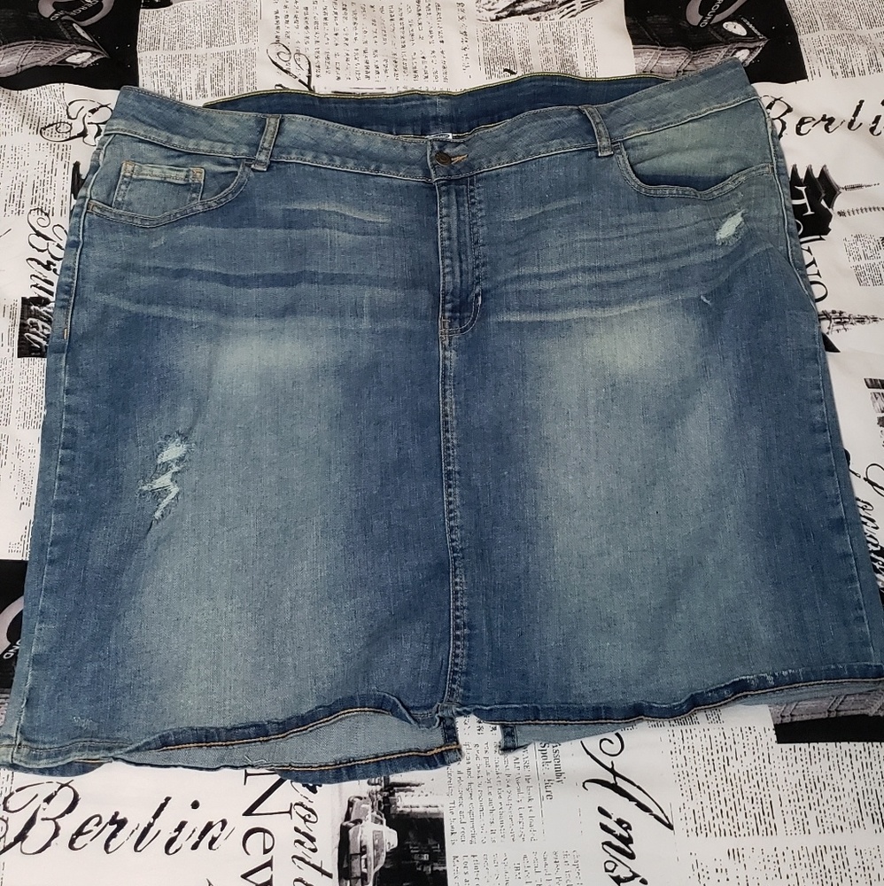 Plus-size Old Navy Denim skirt